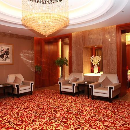 Merryland Traders Hotel Changshu Buitenkant foto