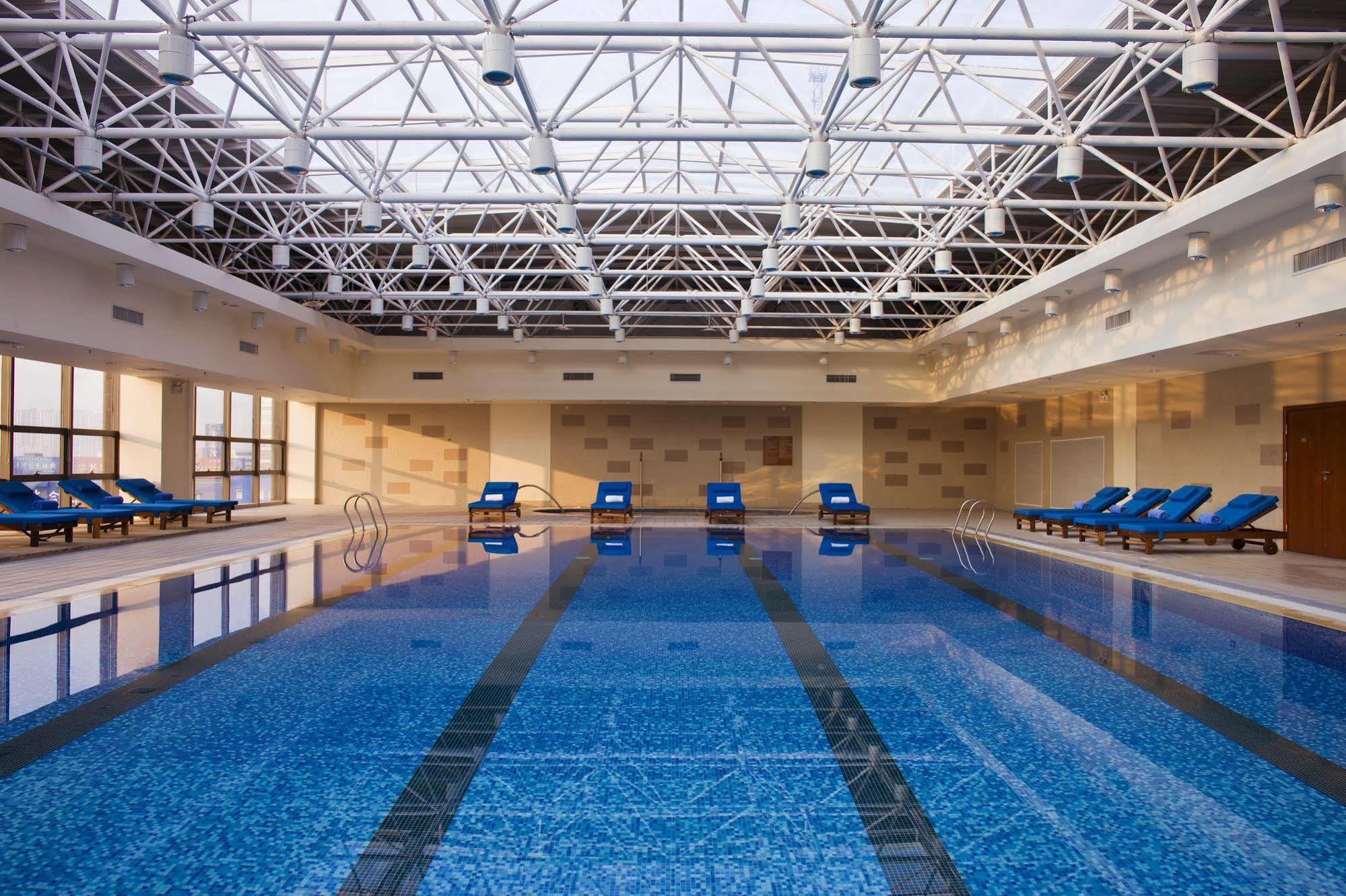 Merryland Traders Hotel Changshu Buitenkant foto